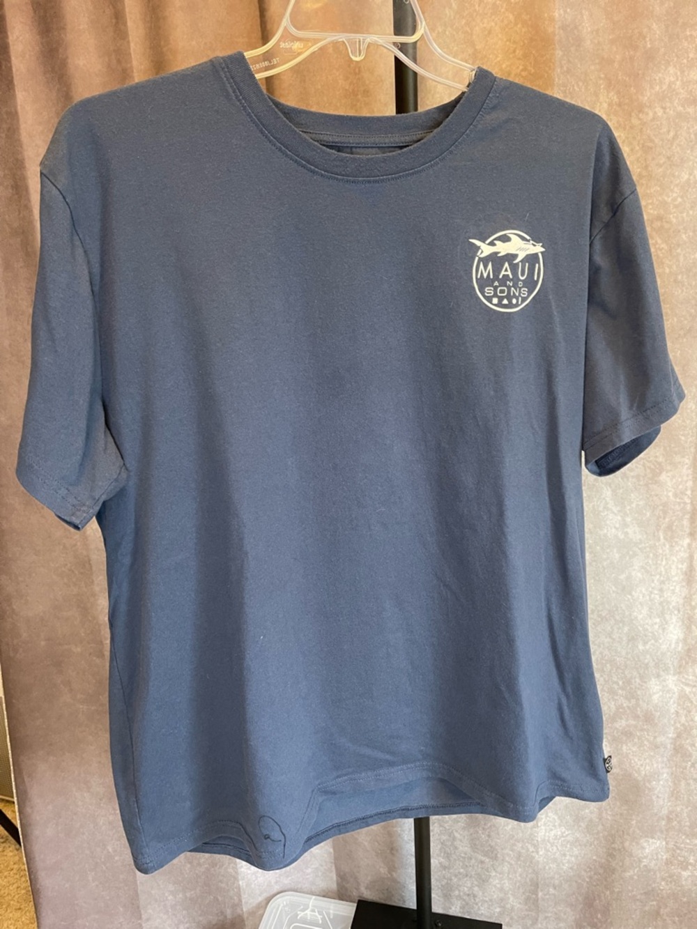 Maui and Sons Men’s Navy Blue Logo T-Shirt